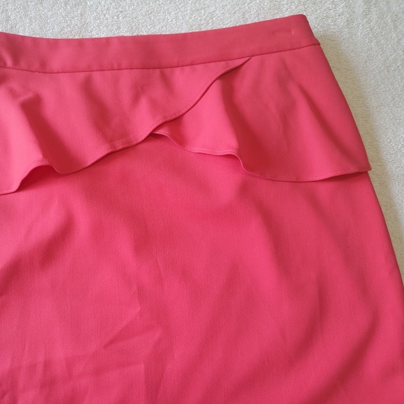 Express Hot Pink Skirt - Picture 5 of 10
